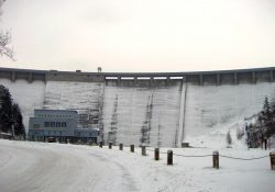 Zasněžená přehrada