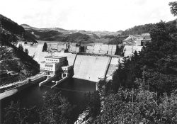 Přehrada se napouští